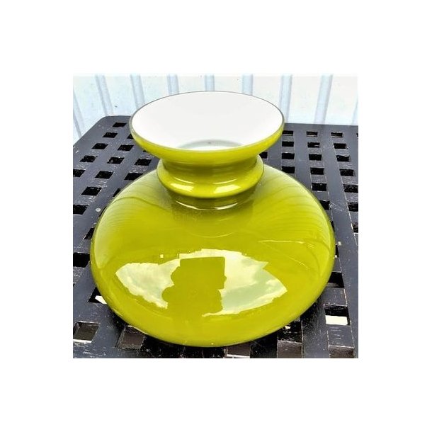 Gr�n vintage opalglas lampesk�rm