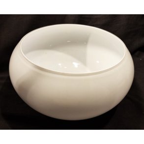 Hvid opaline glas bowle