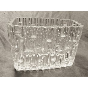 Firkantet vintage glasvase / jardinere med m�nster
