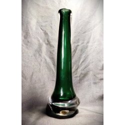 Smaragdgr�n svensk vintage glasvase