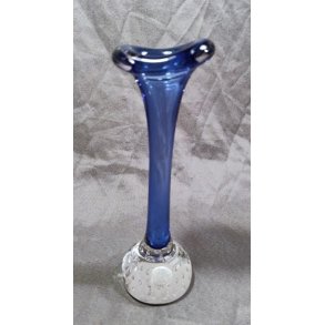Azurbl� vintage glasvase med luftbobler