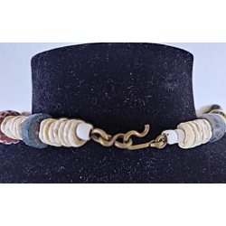 Afrikansk vintage perlek�de med antikke perler og maskevedh�ng
