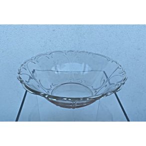 Vintage glassk�le med b�lget kant