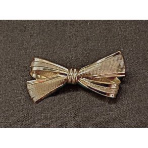 Vintage broche med sl�jfe