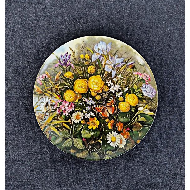 Vintage v�gplatte med vilde blomster
