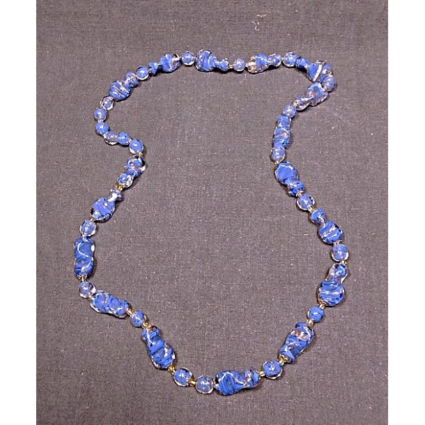 Bl� Murano halsk�de