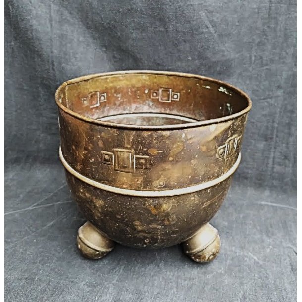 Patineret art deco messing vink�ler / urtepotteskjuler