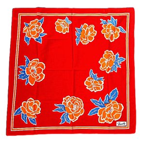 Vintage t�rkl�de med roser i nordisk design